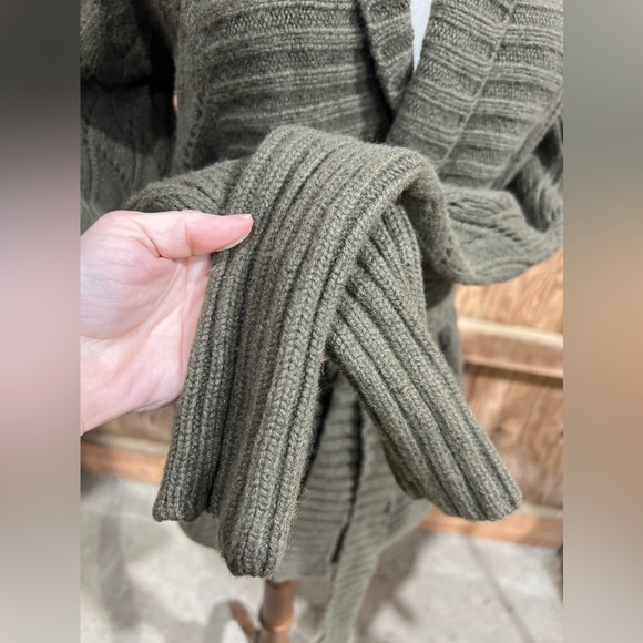 Halogen Cashmere Wool Crocheted Knit Wrap Cardigan – Olive Green Shawl Collar L - Picture 13 of 16